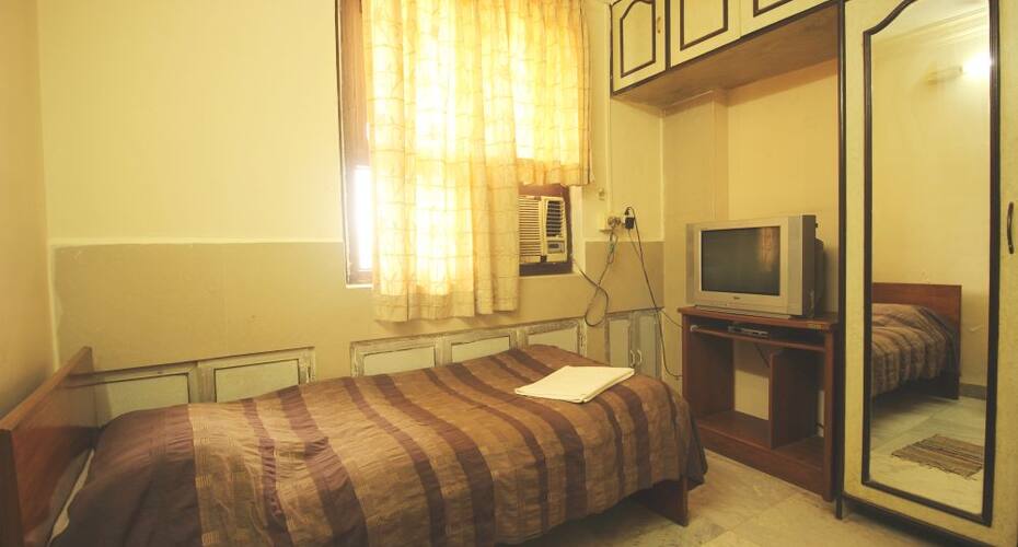 Om Serviced Apartments Kalina, Mumbai 3